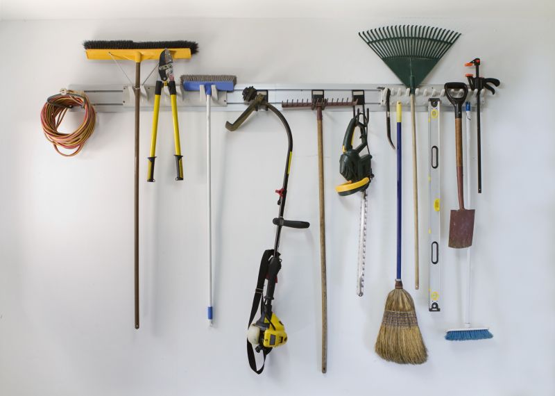 Wall-Mounted Garage Storage Ideas For Better Space Use